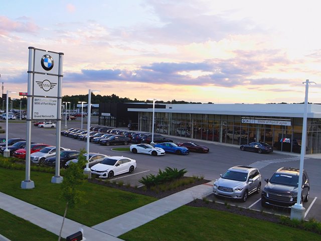 Used 2025 BMW i5 xDrive40 w/ Premium Package AWD/4WD image 62