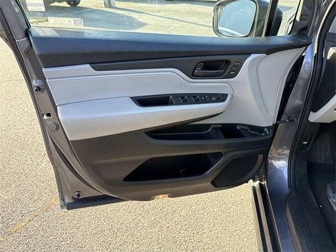 Used 2018 Honda Odyssey EX-L image 13