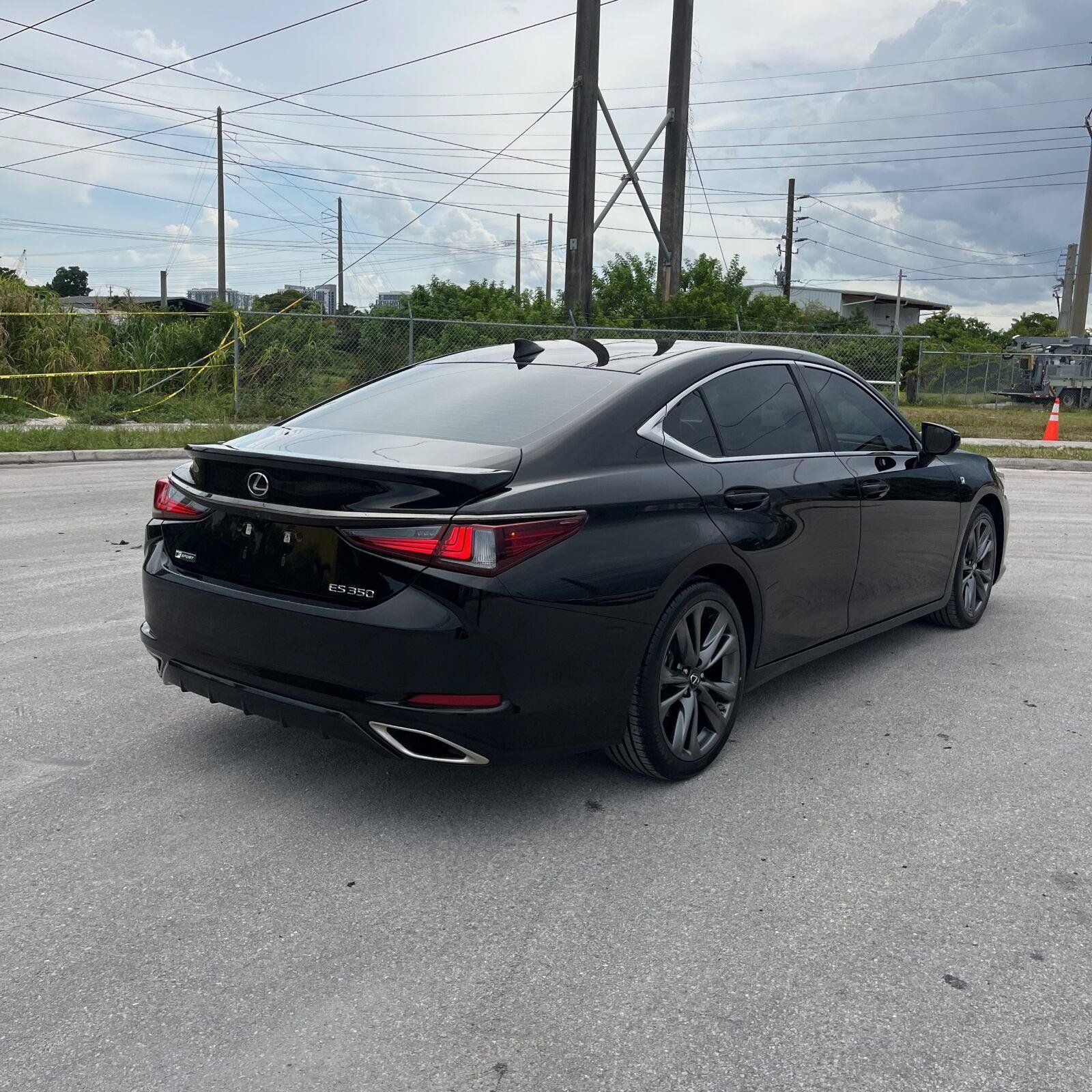 Used 2021 Lexus ES 350 F Sport w/ Accessory Package 2 FWD image 3