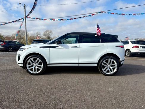Used 2021 Land Rover Range Rover Evoque SE image 2