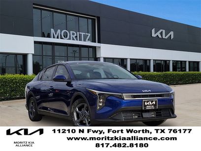 New 2025 Kia K4 LXS
