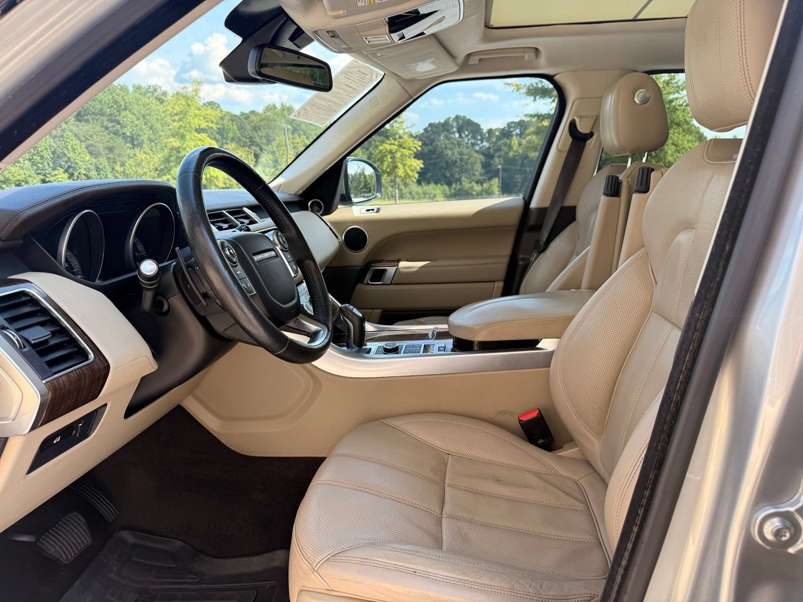 Used 2014 Land Rover Range Rover Sport Supercharged AWD/4WD image 35
