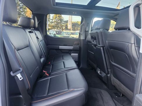 Used 2025 Ford F350 Lariat w/ Camper Package image 18
