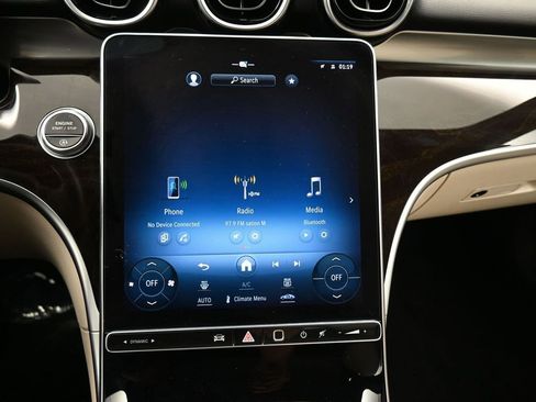 Used 2022 Mercedes-Benz C 300 4MATIC Sedan image 19