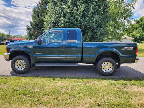 Used 1999 Ford F250 XLT AWD/4WD image 1