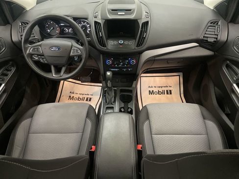 Used 2017 Ford Escape SE w/ Equipment Group 201A AWD/4WD image 12
