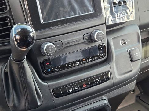 New 2026 RAM ProMaster 3500 w/ Cold Weather Group image 14