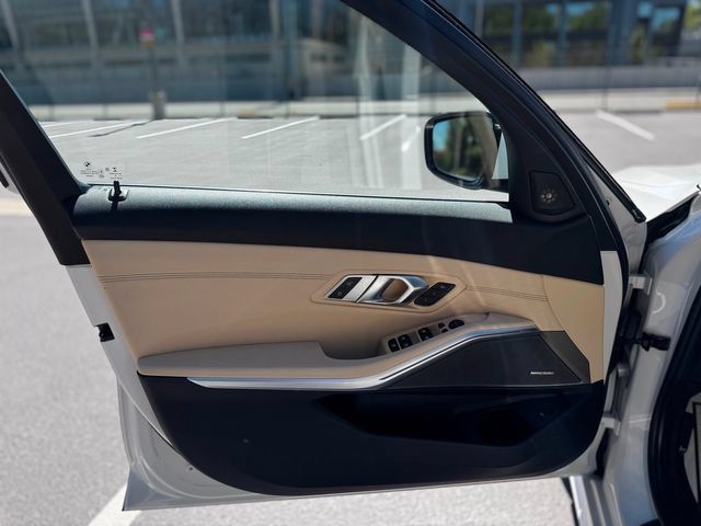 Used 2019 BMW 330i Sedan w/ Premium Package RWD image 25