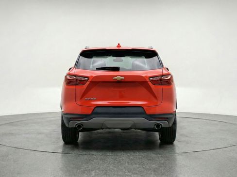 Used 2025 Chevrolet Blazer LT FWD image 7