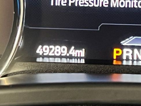 Used 2022 Ford F350 Lariat w/ Tremor Off-Road Package image 25