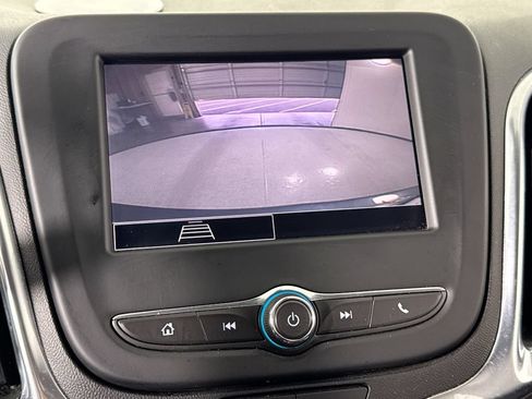 Used 2022 Chevrolet Equinox LT FWD image 18