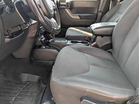 Used 2013 Jeep Wrangler Unlimited Sport AWD/4WD image 15