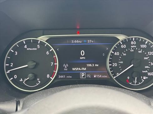 Certified 2025 Nissan Sentra SR image 18