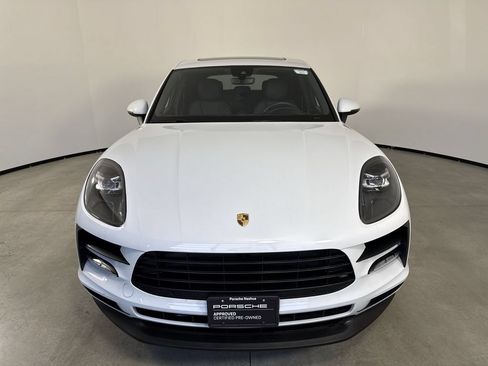 Certified 2020 Porsche Macan AWD/4WD image 10