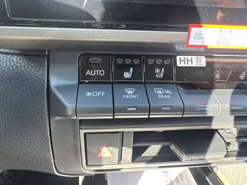 New 2026 Toyota Camry XLE image 18