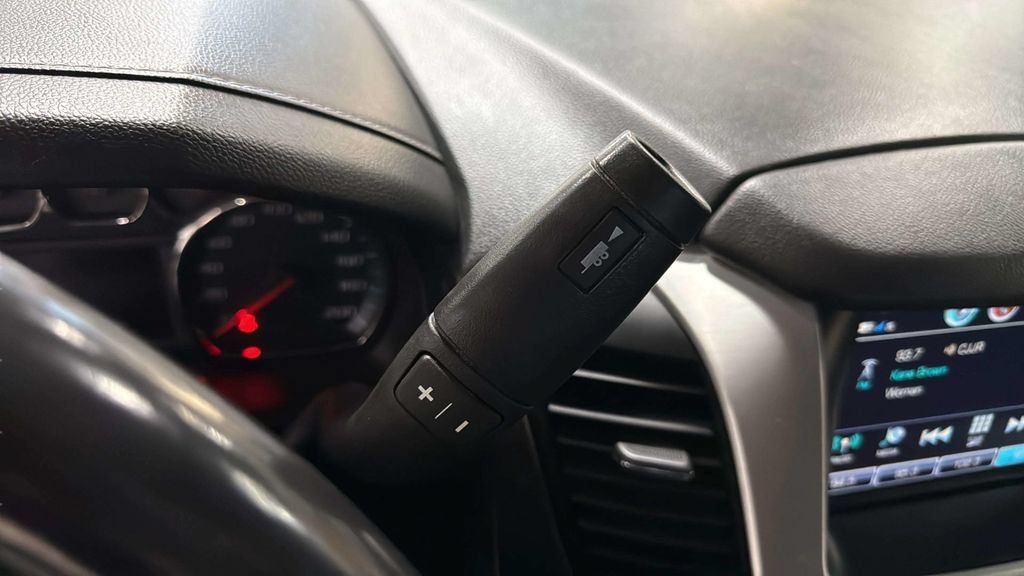 Used 2020 GMC Yukon SLE AWD/4WD image 34