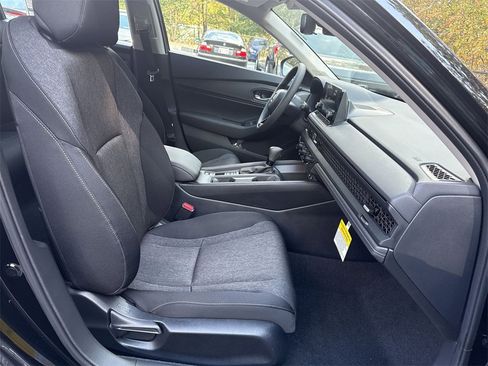 New 2025 Honda Accord SE image 25