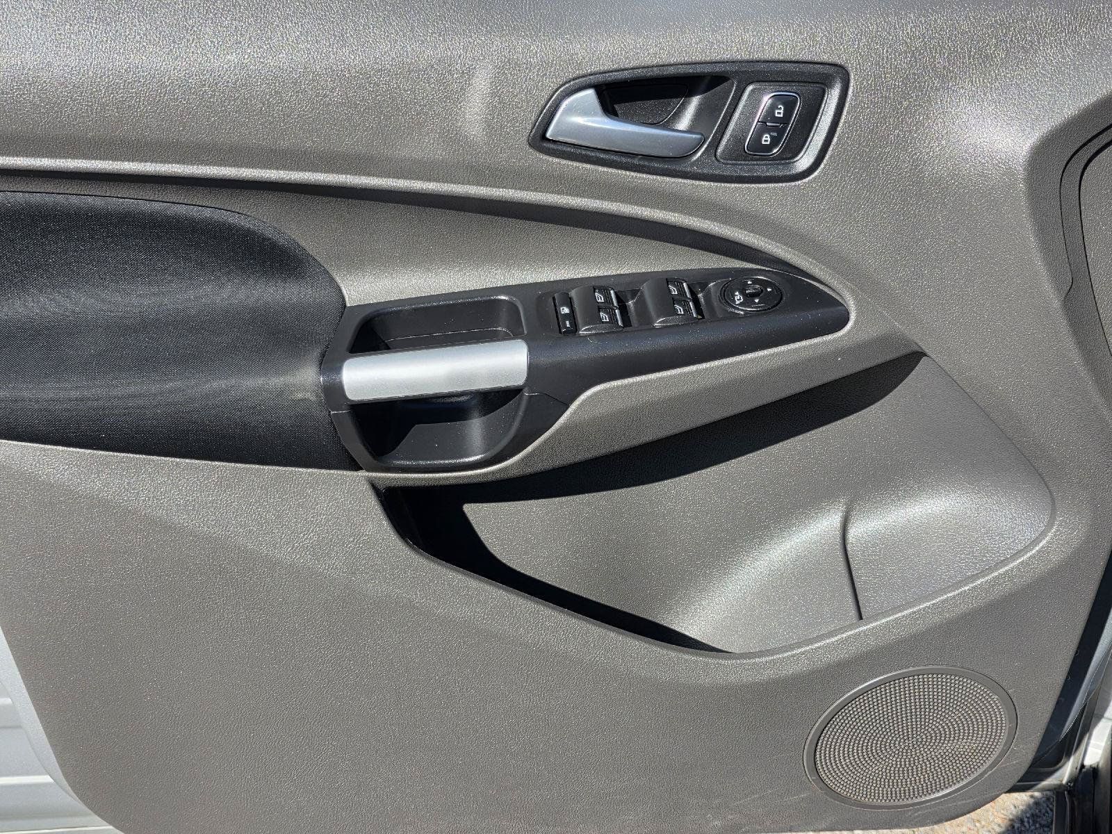 Used 2022 Ford Transit Connect XLT FWD image 31