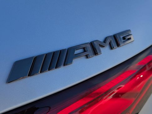 Used 2024 Mercedes-Benz GLC 43 AMG 4MATIC image 33