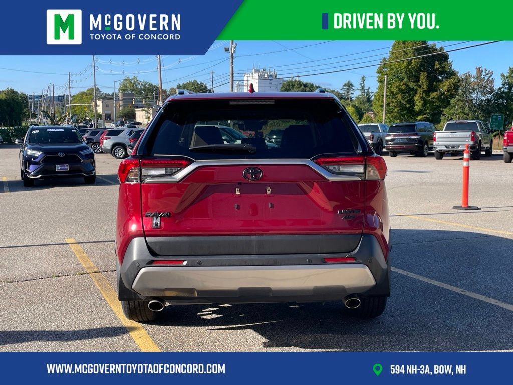 Used 2025 Toyota RAV4 Limited w/ Advanced Technology Package AWD/4WD image 4