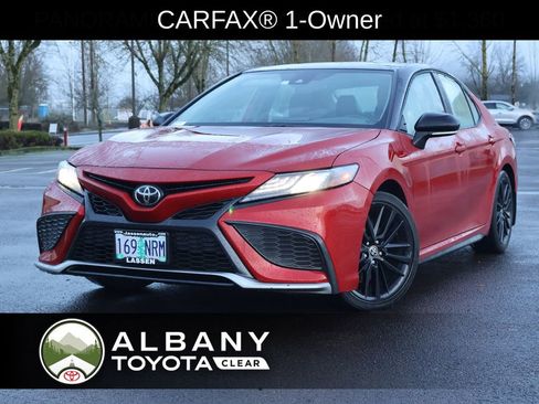 Used 2022 Toyota Camry XSE image 1
