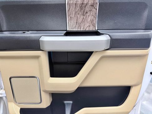 Used 2018 Ford F250 Lariat w/ Lariat Ultimate Package image 18