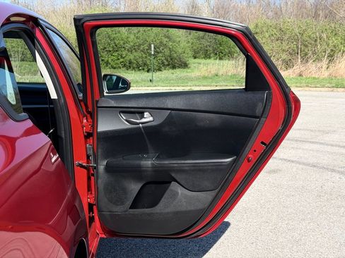 Used 2020 Kia Forte LXS image 25