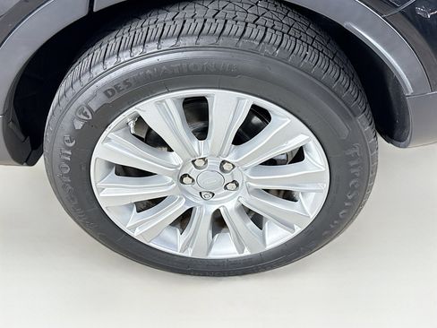 Used 2017 Land Rover Range Rover Evoque HSE image 38