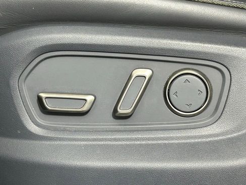 Used 2022 Rivian R1T Adventure image 29