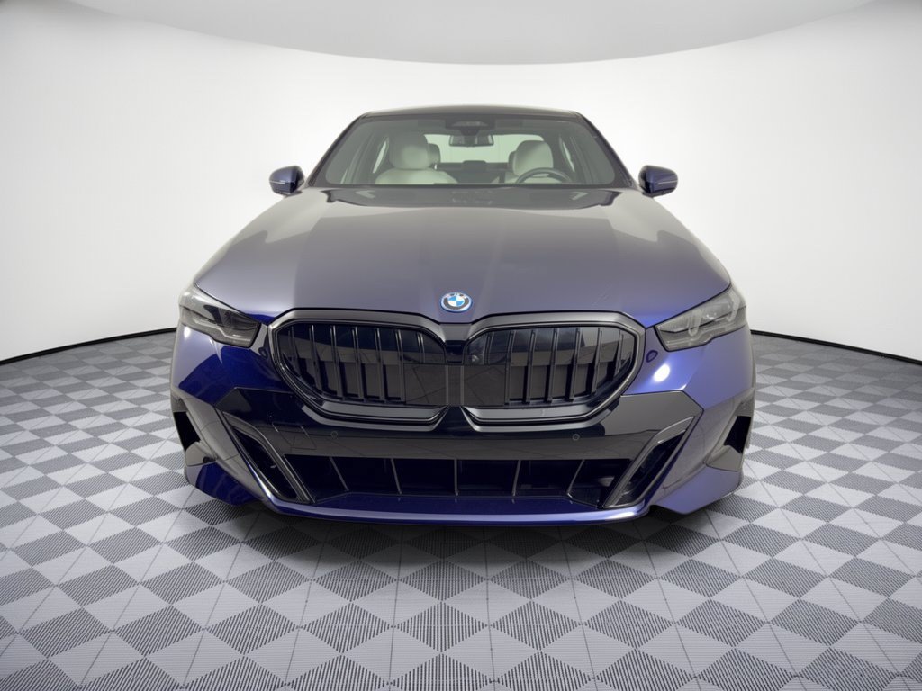 Certified 2026 BMW 550e xDrive AWD/4WD image 6