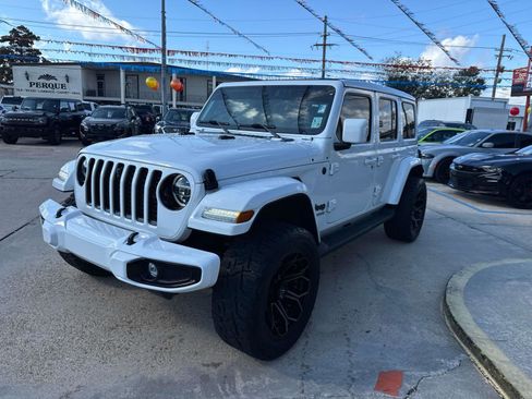 Certified 2022 Jeep Wrangler Unlimited Sahara image 3