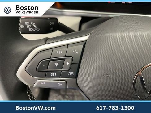 New 2026 Volkswagen Taos SEL image 16