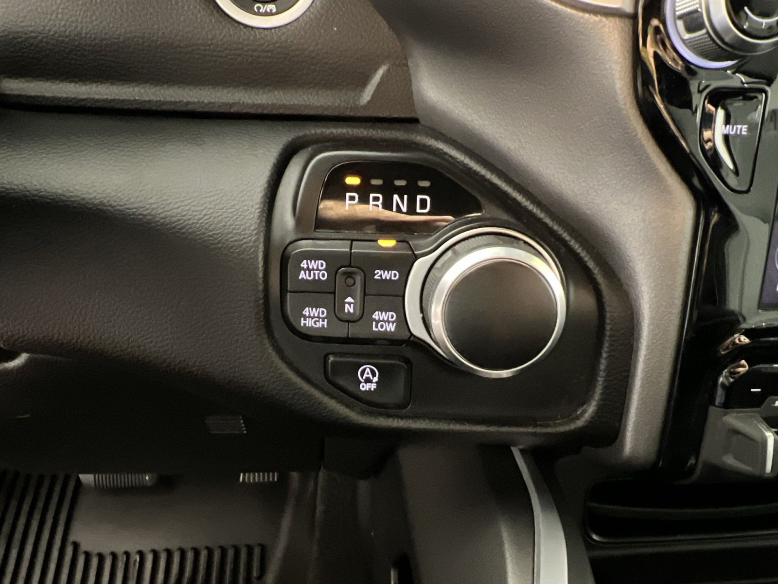 Used 2021 RAM 1500 Big Horn AWD/4WD image 22