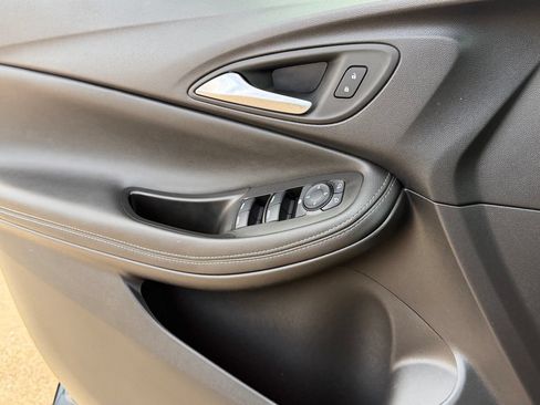 Used 2024 Buick Encore GX Preferred FWD image 26