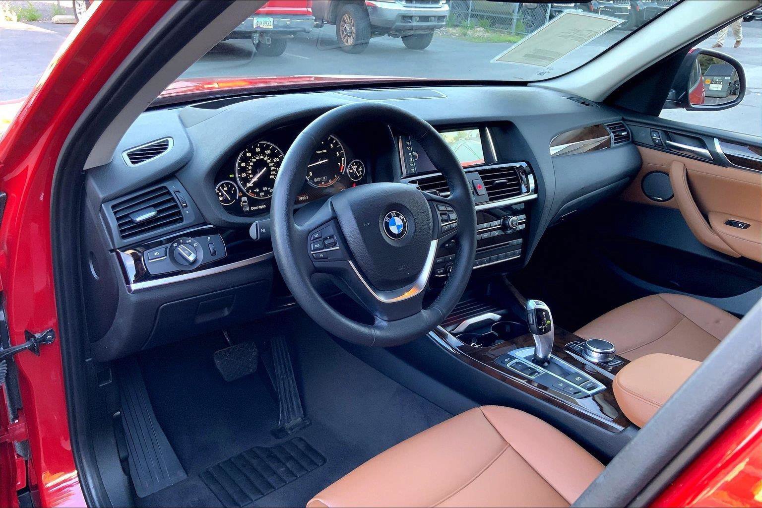 Used 2017 BMW X3 xDrive28i AWD/4WD image 14