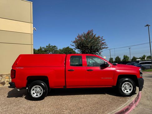 Used 2017 Chevrolet Silverado 1500 W/T AWD/4WD image 10
