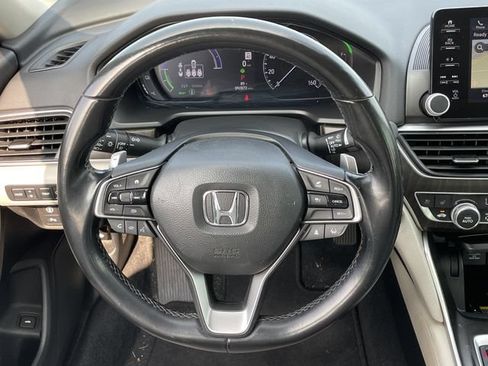 Used 2021 Honda Accord Touring image 12