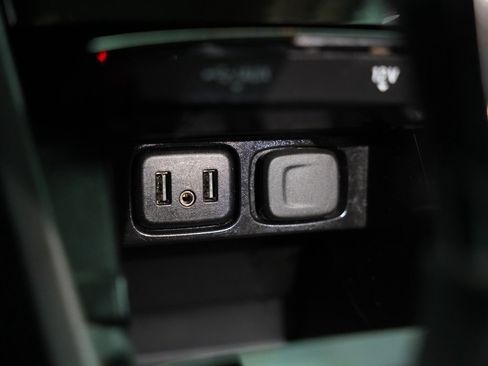 Used 2019 Buick Encore Preferred image 27