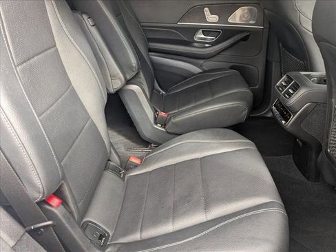 Used 2023 Mercedes-Benz GLS 450 4MATIC image 20