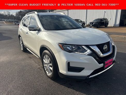 Used 2018 Nissan Rogue SV w/ Premium Package image 1