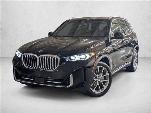New 2026 BMW X5 xDrive50e image 1