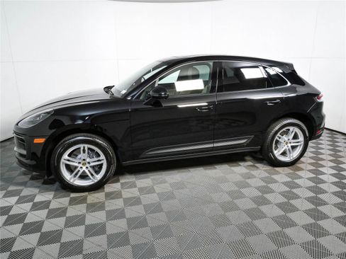 Used 2026 Porsche Macan Turbo AWD/4WD image 2