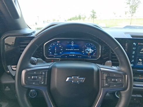Used 2024 Chevrolet Silverado 1500 ZR2 w/ Technology Package AWD/4WD image 8