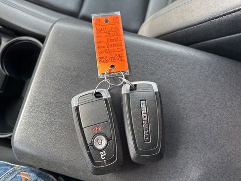 Used 2022 Ford Bronco Black Diamond image 42