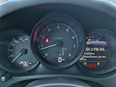 Used 2022 Porsche Macan image 18