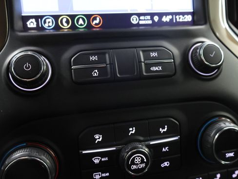 Used 2021 Chevrolet Silverado 2500 High Country w/ Z71 Off-Road Package image 54