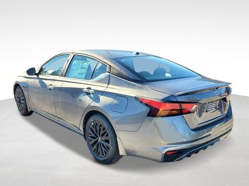 New 2026 Nissan Altima 2.5 SV w/ SV Special Edition Package FWD image 6