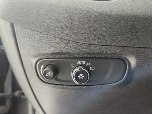 Used 2023 Chevrolet Equinox LT AWD/4WD image 20
