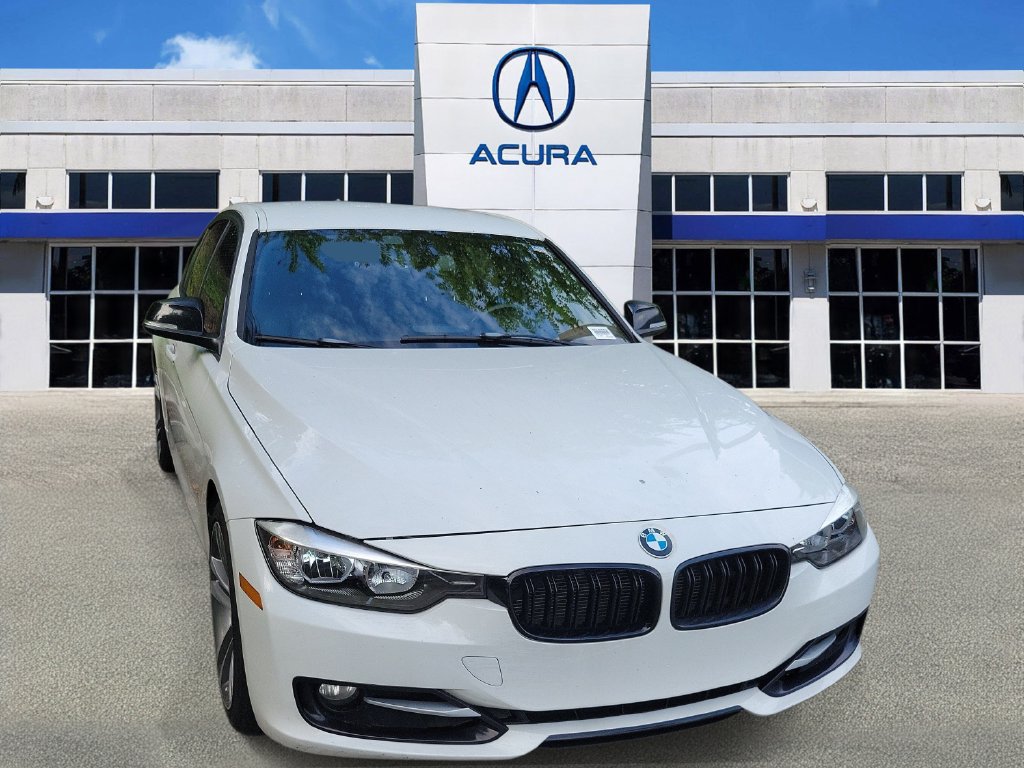 Used 2013 BMW 328i Sedan RWD image 1