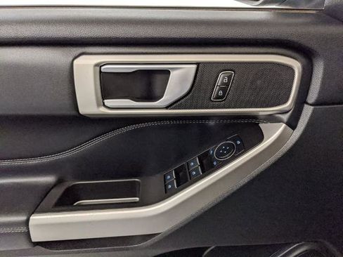 Certified 2023 Ford Explorer XLT w/ Class IV Trailer Tow Package image 15